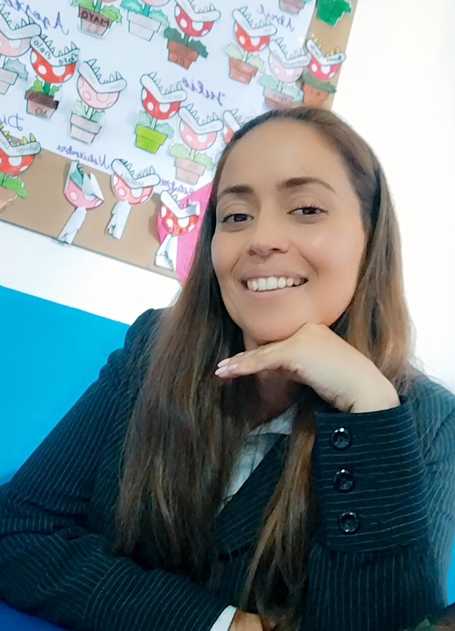 Angela Cotrino (501 Lengua Castellana)